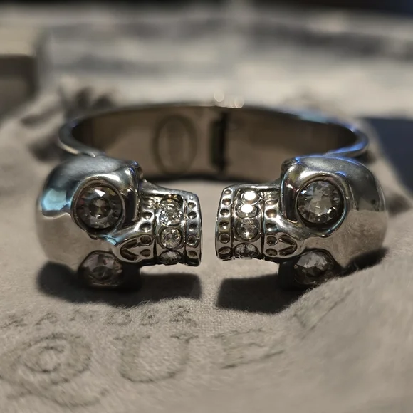 ALEXANDER MCQUEEN Leather & Metal Twin Skull Hinged Cuff